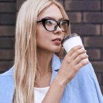 Prada i jej okulary korekcyjne – synonim luksusu w każdym szczególe